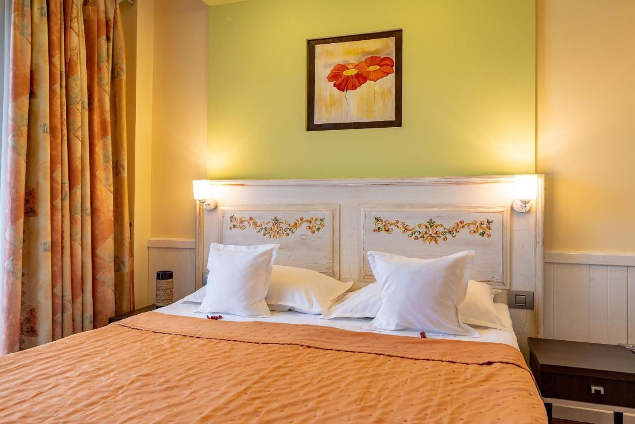 Casa Freya Hotel Buşteni Екстериор снимка