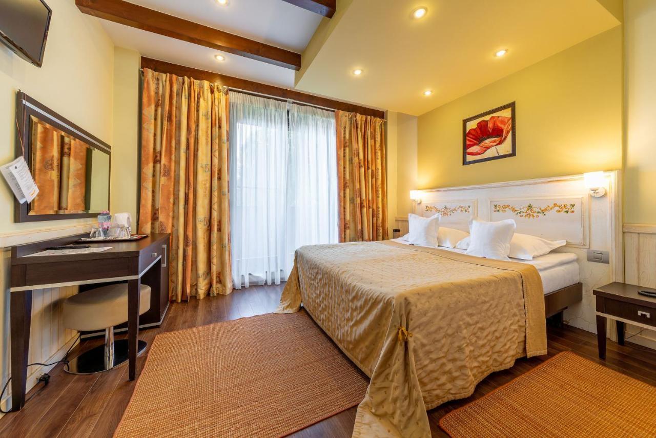 Casa Freya Hotel Buşteni Екстериор снимка
