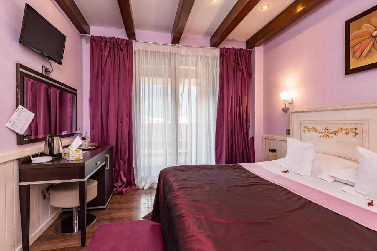 Casa Freya Hotel Buşteni Екстериор снимка