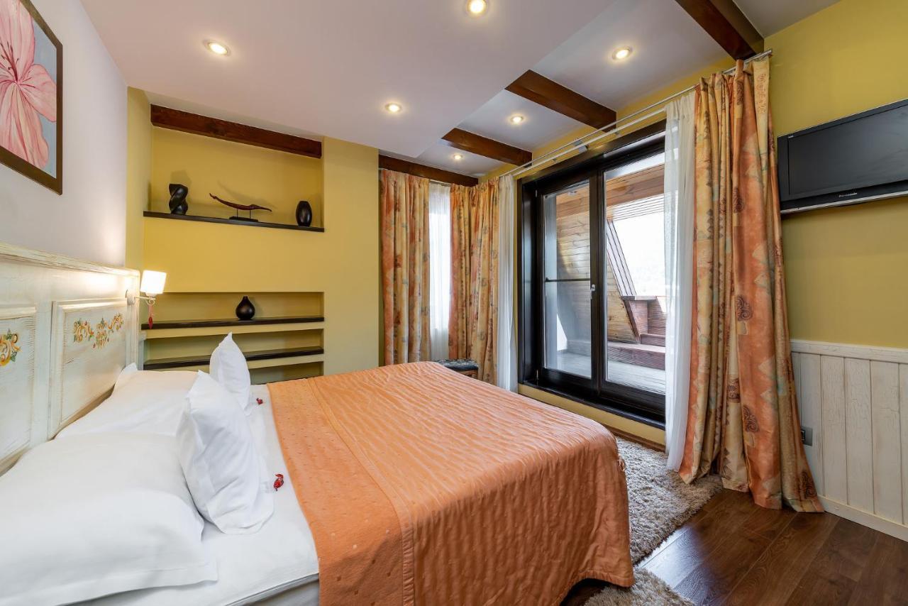 Casa Freya Hotel Buşteni Екстериор снимка