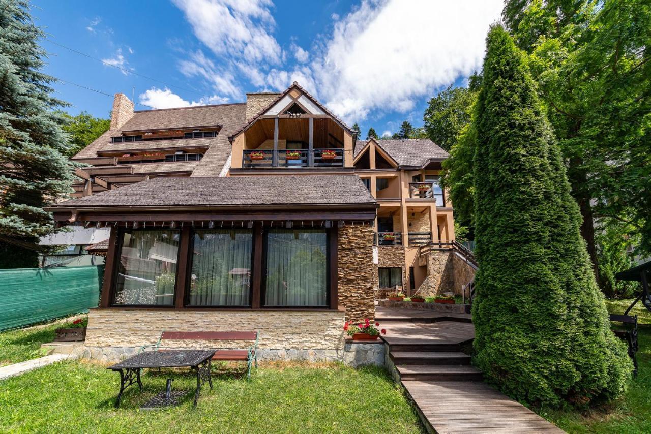 Casa Freya Hotel Buşteni Екстериор снимка