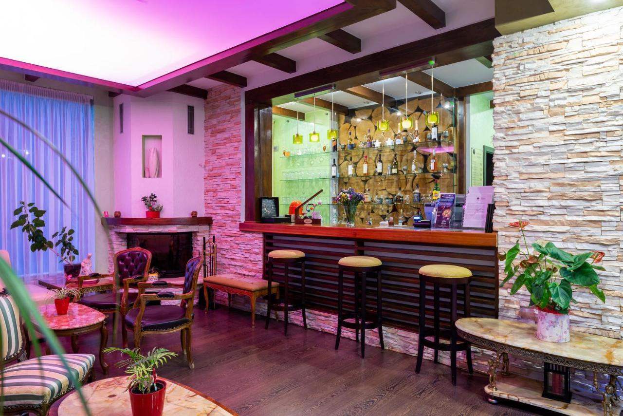 Casa Freya Hotel Buşteni Екстериор снимка