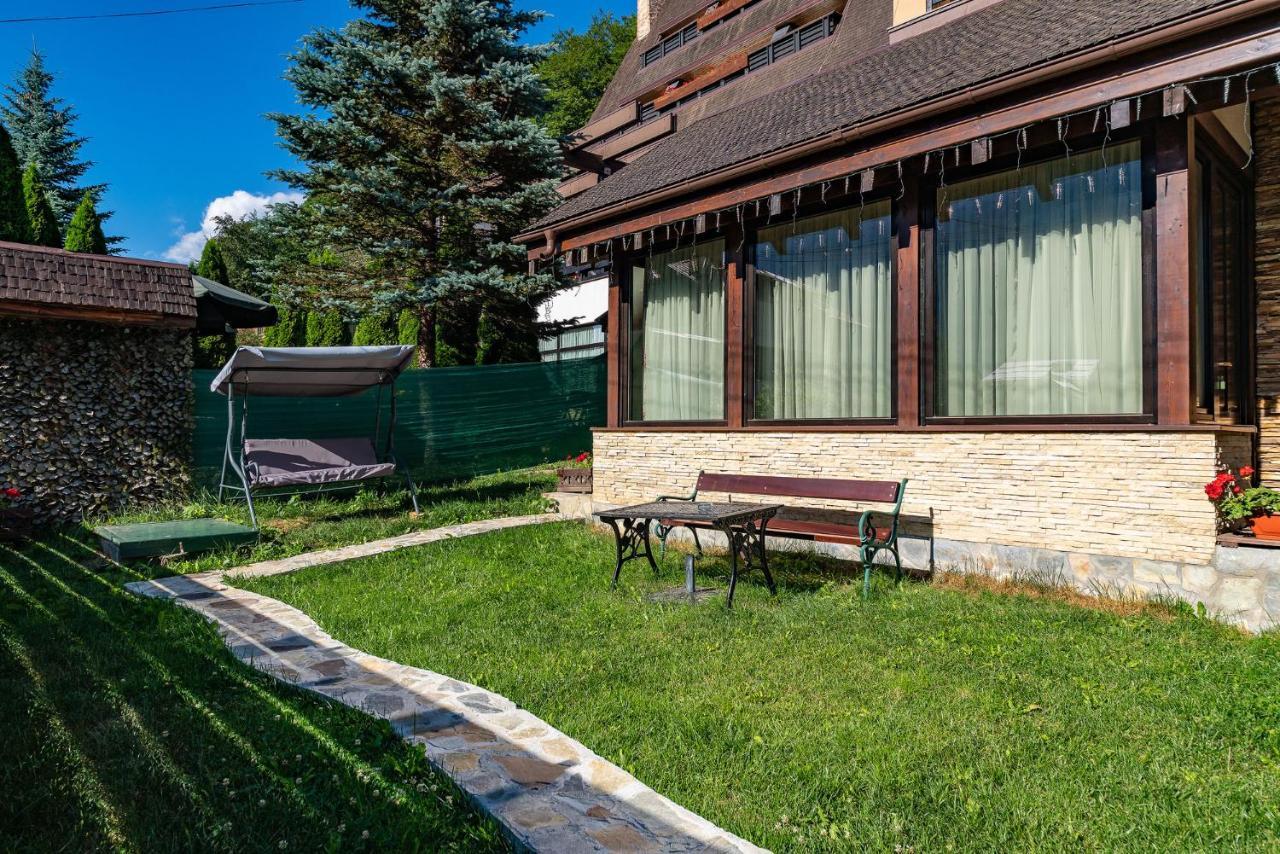 Casa Freya Hotel Buşteni Екстериор снимка